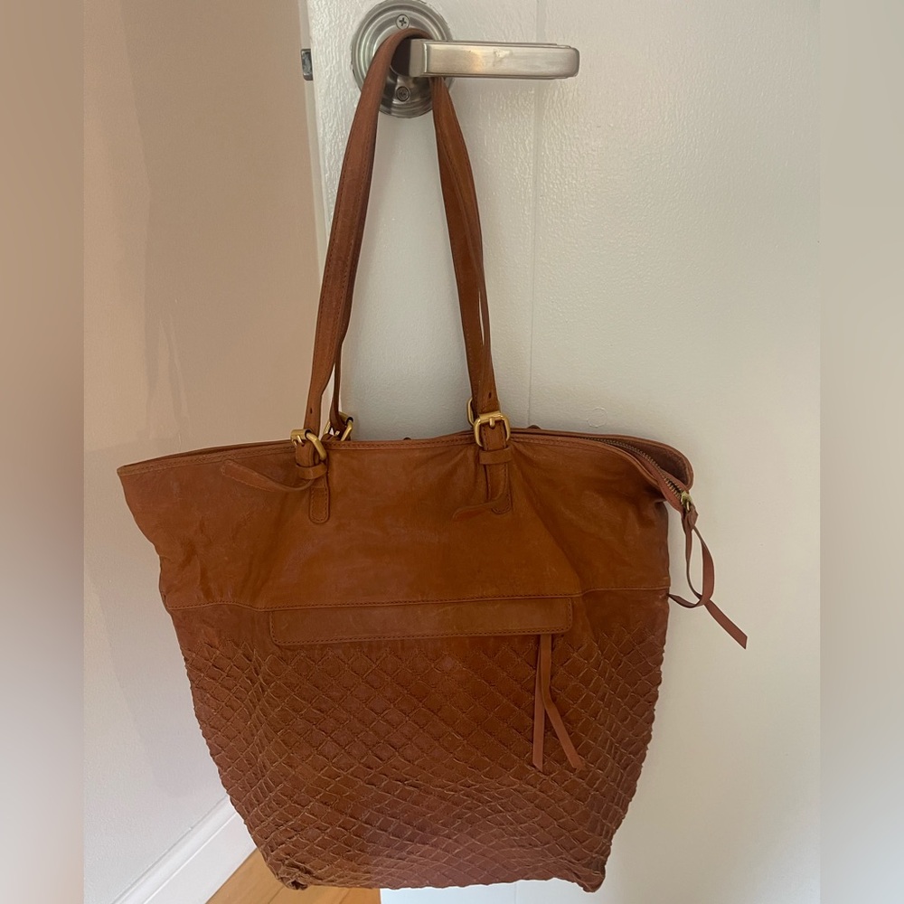 Peruvian Connection genuine leather tote